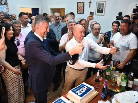 Opis slike